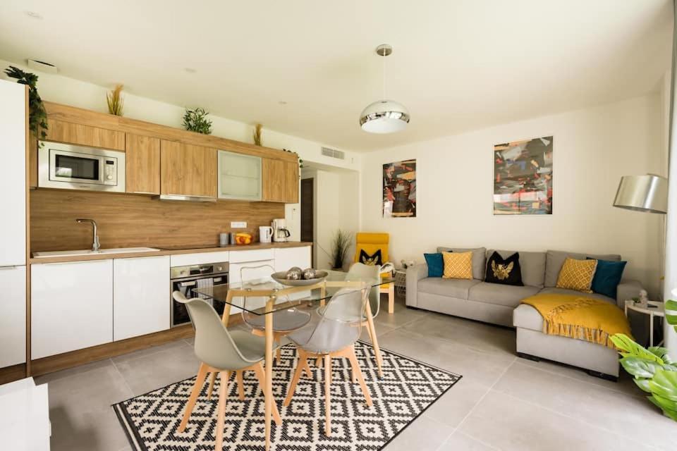 Stylish New 1 Bedroom Apartment In Juan Les Pins Антіб Екстер'єр фото
