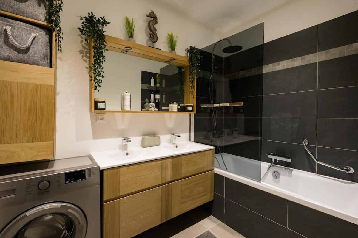 Stylish New 1 Bedroom Apartment In Juan Les Pins Антіб Екстер'єр фото